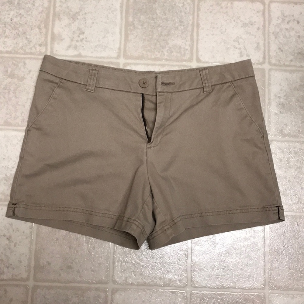 Khaki shorts